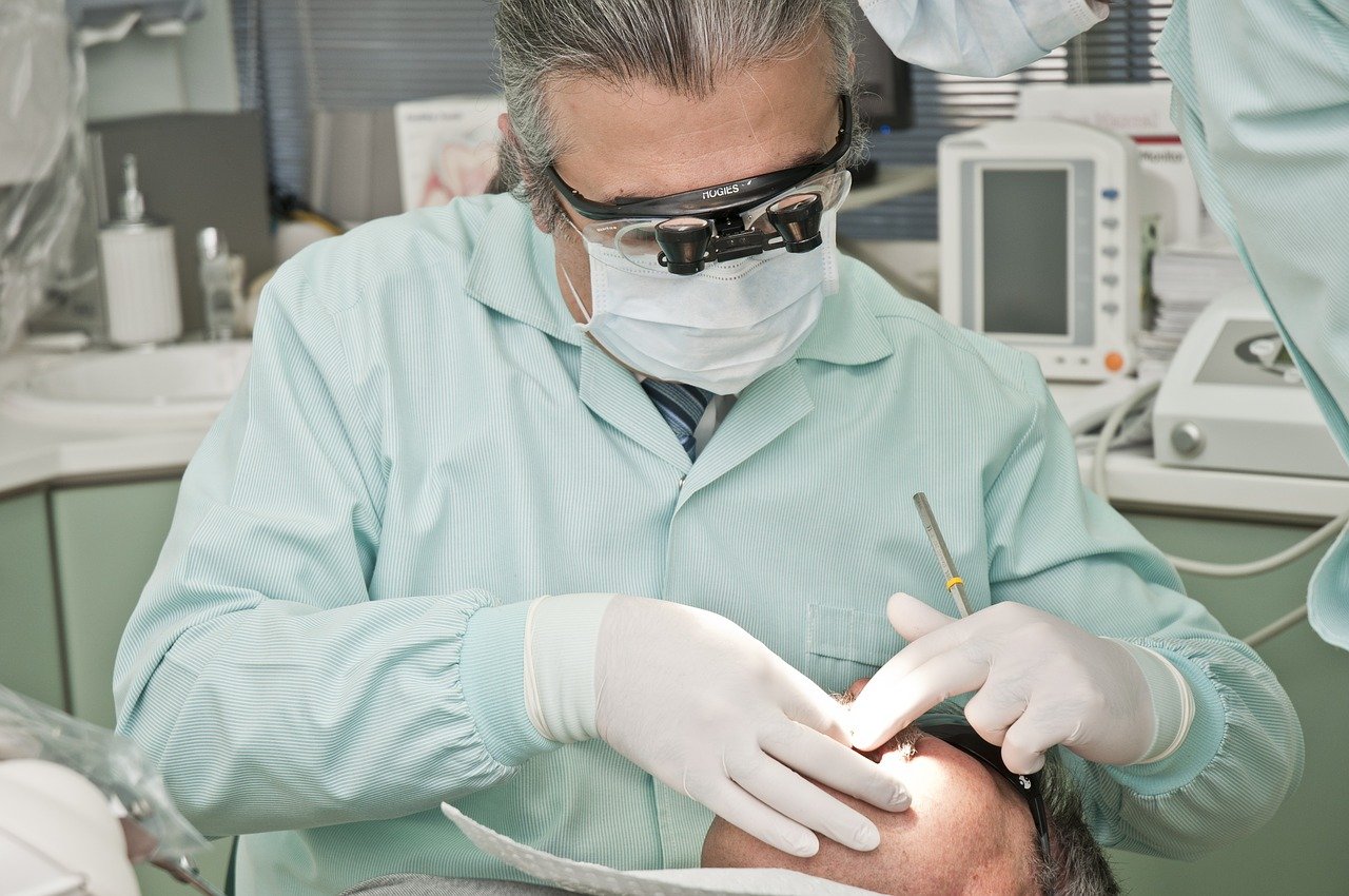 How Dentists Can Help Improve Our Health During the Pandemic